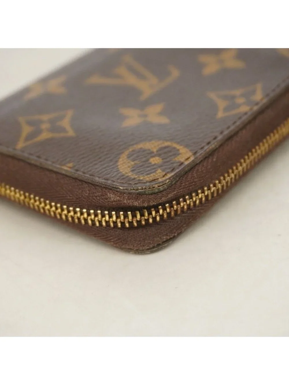 Louis Vuitton Coin Case Monogram Zippy Purse Brown
